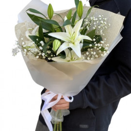 Wonderful bouquet of white lilies ( 3 lilies)