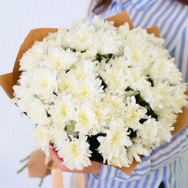 White chrysanthemum bouquet.