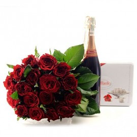 Roses 50 cm, sparkling drink and Raffaello sweets