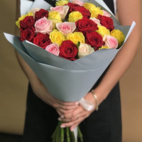 Разноцветные розы 60 см