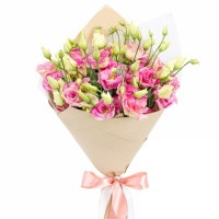 Bouquet of pink lisianthus in craft